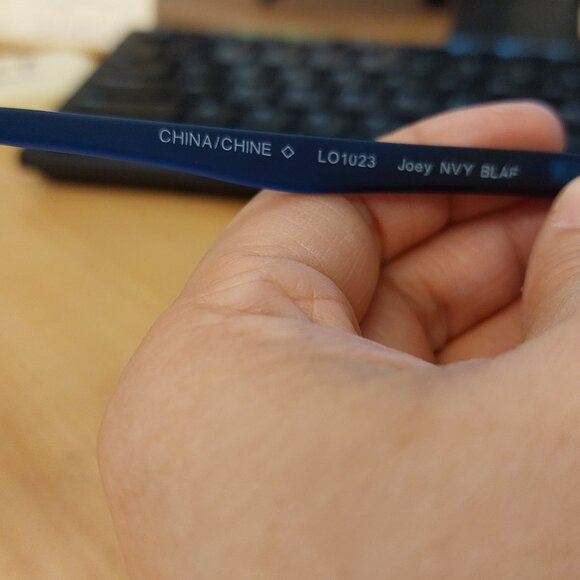 Simple Foster Grant Stylish Readers Reading Glasses NAVY LO1023 Joey 2 Powers - Picture 10 of 13